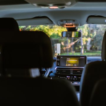 Opel Zafira Life Business edition 2024, putnički kombi- AT 8 2.0, 180 KS LogiMoti rent a car Banja Luka