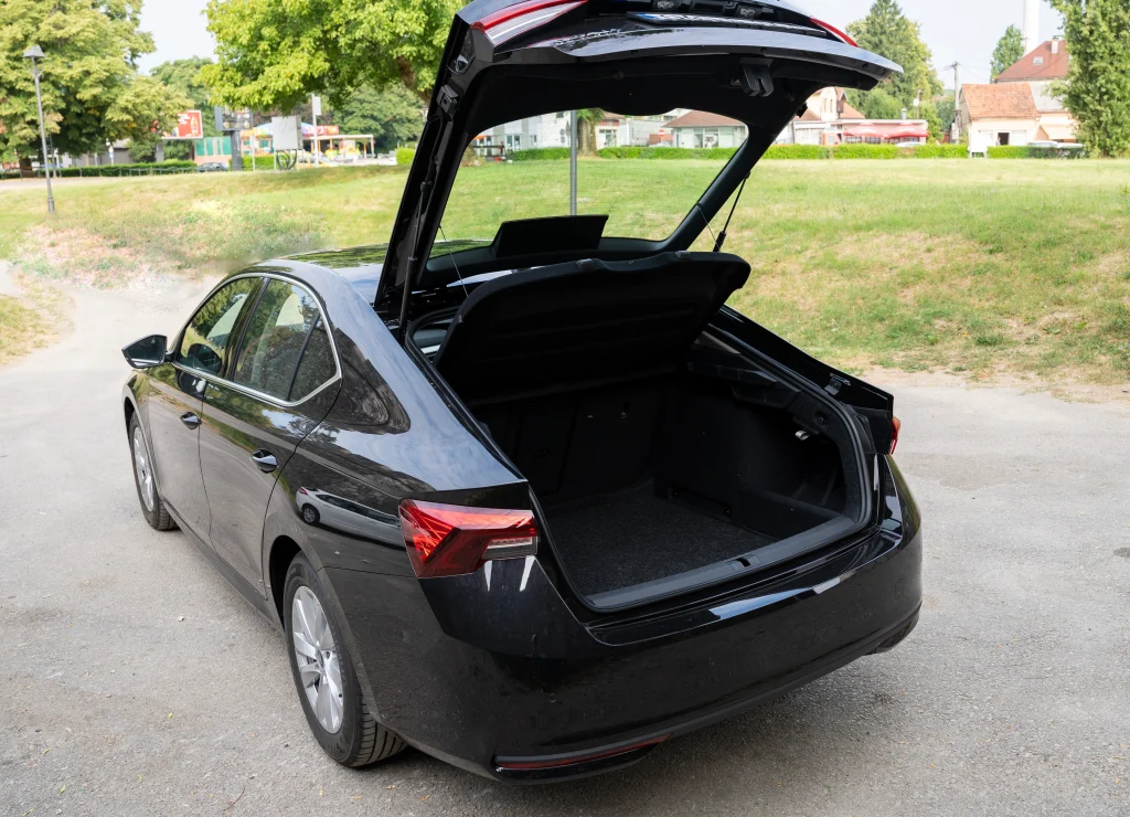 Škoda Octavia 2025 Selection 2.0/150KS TSI automatik – LogiMoti rent a car Banja Luka